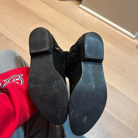 Grommet suede boots - Picture 3 of 4